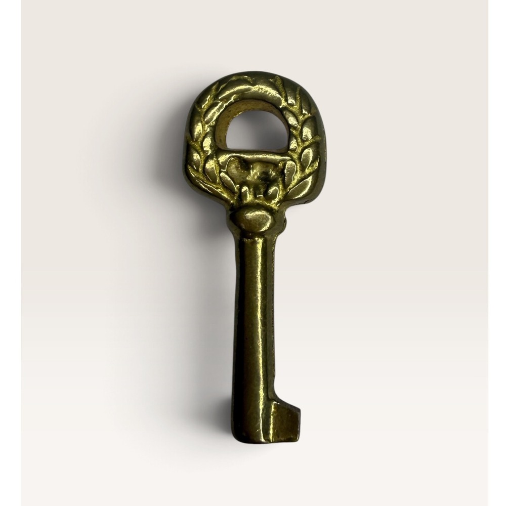 Vintage Brass Skeleton Key Ornate Wreath Bow Handle Antique Furniture